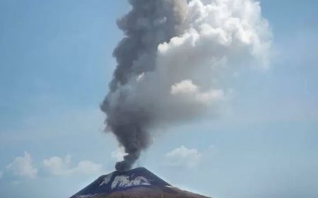 Gunung Ibu di Maluku Utara Erupsi, PVMBG Imbau Warga Tak Beraktivitas 2 Km dari Puncak