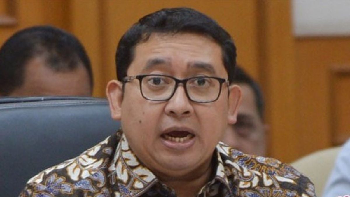 Tragedi Kanjuruhan Malang, Fadli Zon Minta Kapolda Jatim Diganti