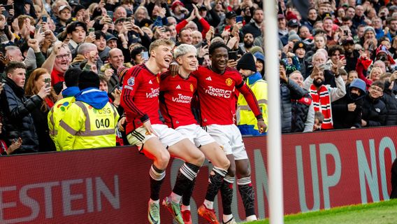 Erik ten Aug avertit le trio des jeunes joueurs de Manchester United