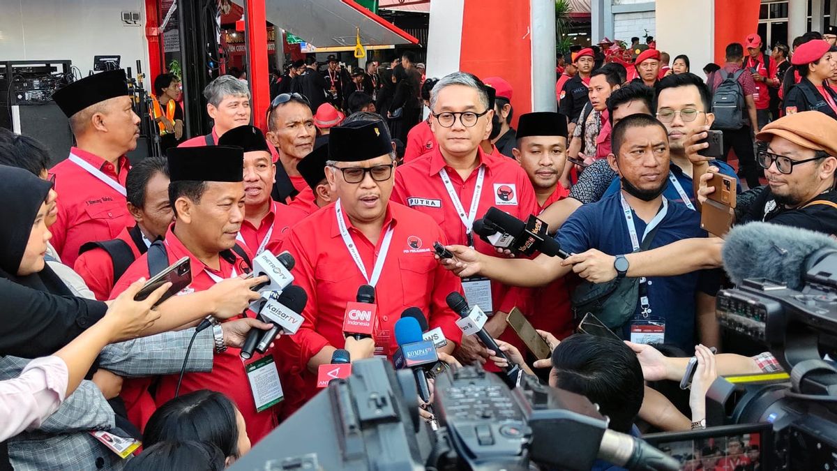Soal Cawapres Ganjar Pranowo, Hasto: Tunggu Tanggal Mainnya dari Ibu Megawati
