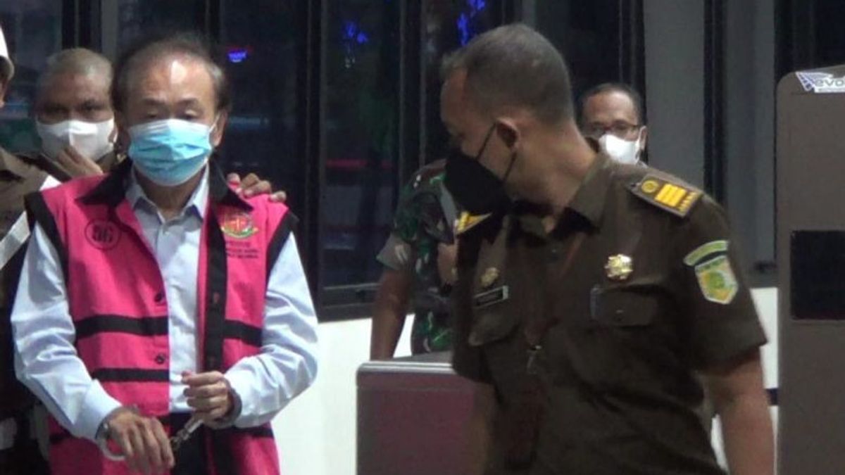 6 Hours More Suspect Of Mega Corruption Rp78 Trillion Surya Darmadi Examined By AGO