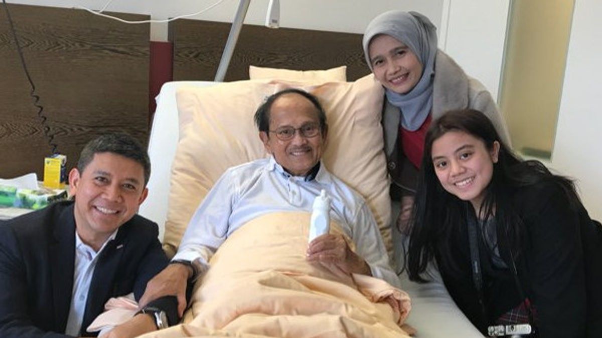 B.J. Habibie Dirawat Intensif di Jerman dalam Memori Hari Ini, 27 Februari 2018