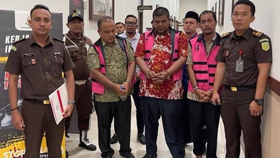 亚齐检察官办公室拘留了3名腐败嫌疑人,以采购牛23.7亿印尼盾