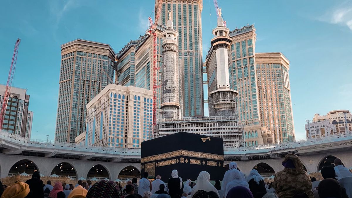 DPR Kritik Kepala Daerah Izin Umrah Jelang Lebaran: Harusnya Hadir Bukan Meninggalkan Wilayah
