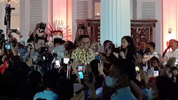 The Tears Of Anies-Riza's Farewell To The DKI Provincial Government ASN