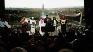 Sarinah Ganti Suara Terompet dengan Doa: 160 Ribu Orang Mengheningkan Cipta untuk Sumatera