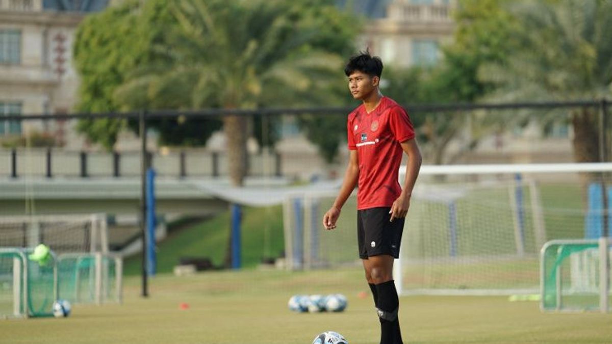 L’équipe nationale U-20 s’est adaptée aux conditions météorologiques au Qatar, Arkhan Kaka: C’est froid, mais...