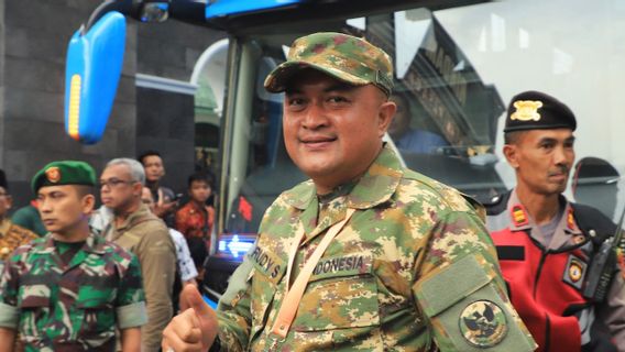 Kades Wiwin Ejek nasi Kotak viral à la création, le régent de Bogor Berang