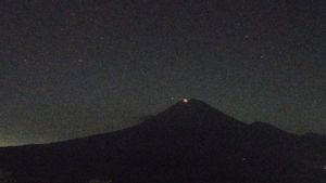 Gunung Semeru Erupsi dengan Letusan Setinggi 400 Meter