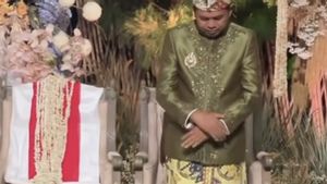 Makna Tersembunyi di Balik Kursi Kosong saat Pernikahan Putra Dedi Mulyadi