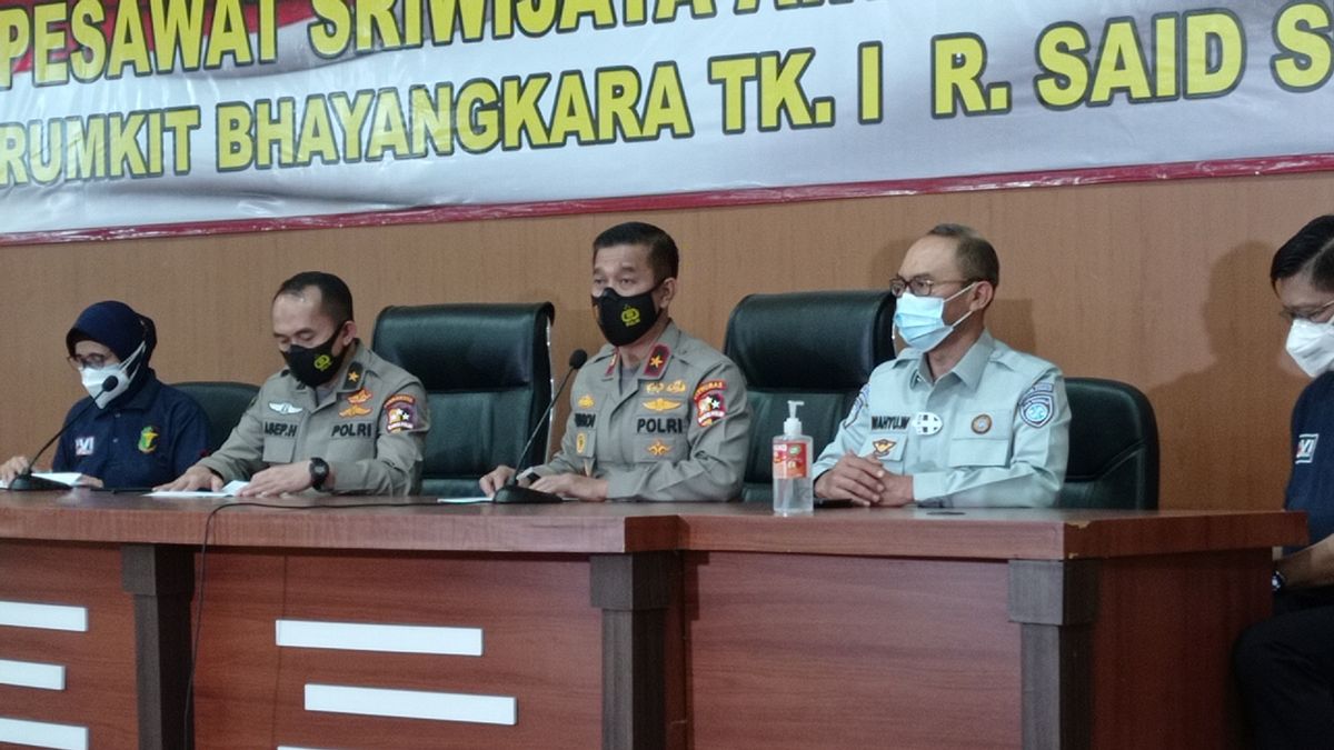 The National Police DVI Team Hopes That The Whole Body Of The Sriwijaya Air SJ-182 Passenger Found