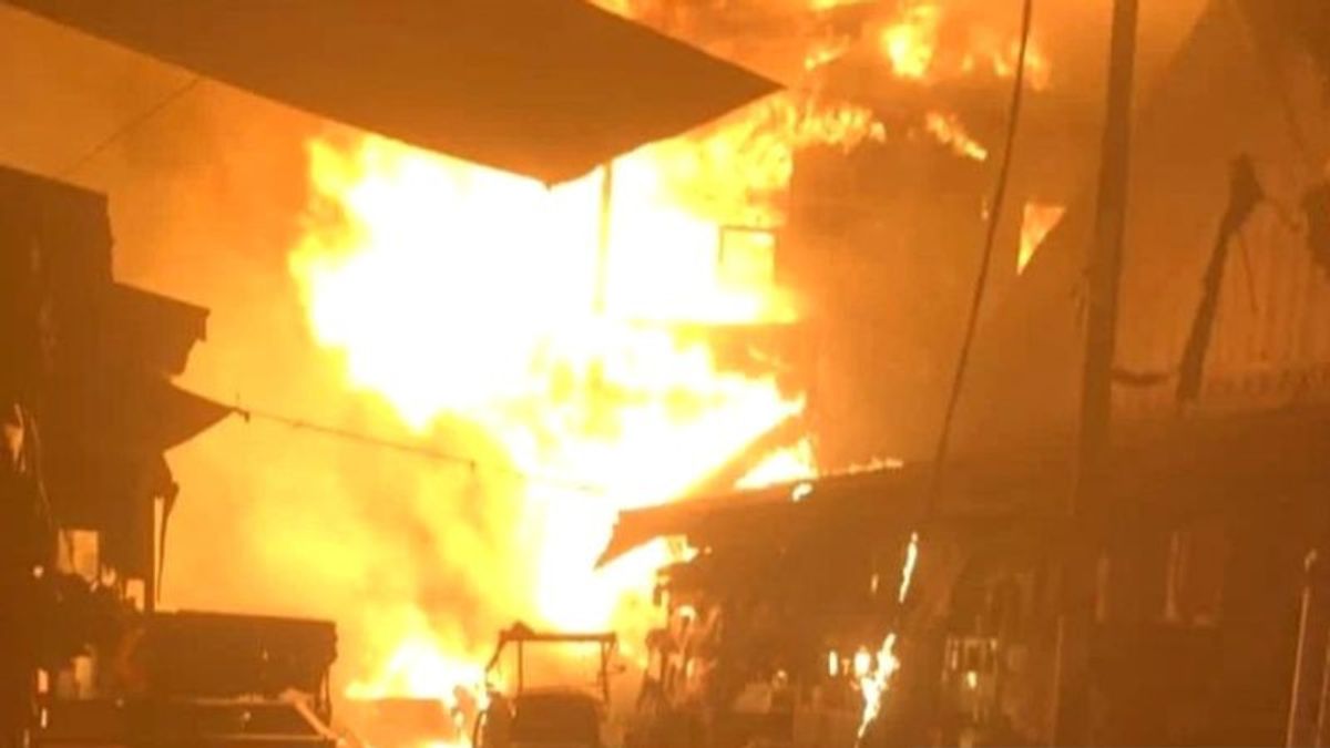30 Rumah di Kampung Nelayan Sumsel Ludes Terbakar, Sumber Api Diduga dari Kompor Gas Penjual Gorengan