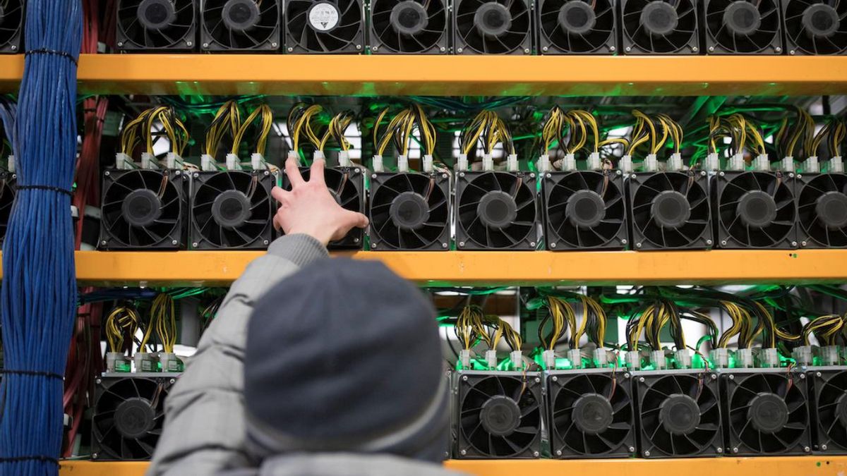 Not Just Whales, Crypto Miners Can Also Affect Bitcoin Cs Prices