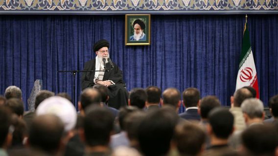 伊朗最高领袖阿亚图拉·阿里·哈梅内伊(Ayatollah Ali Khamenei)称美国和欧洲是区域问题的根源