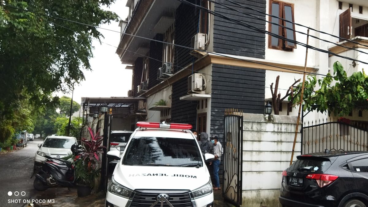 Mantan Pegawai Indomobil Ditemukan Tewas Membengkak di Dalam Kamar Kos di Jatinegara