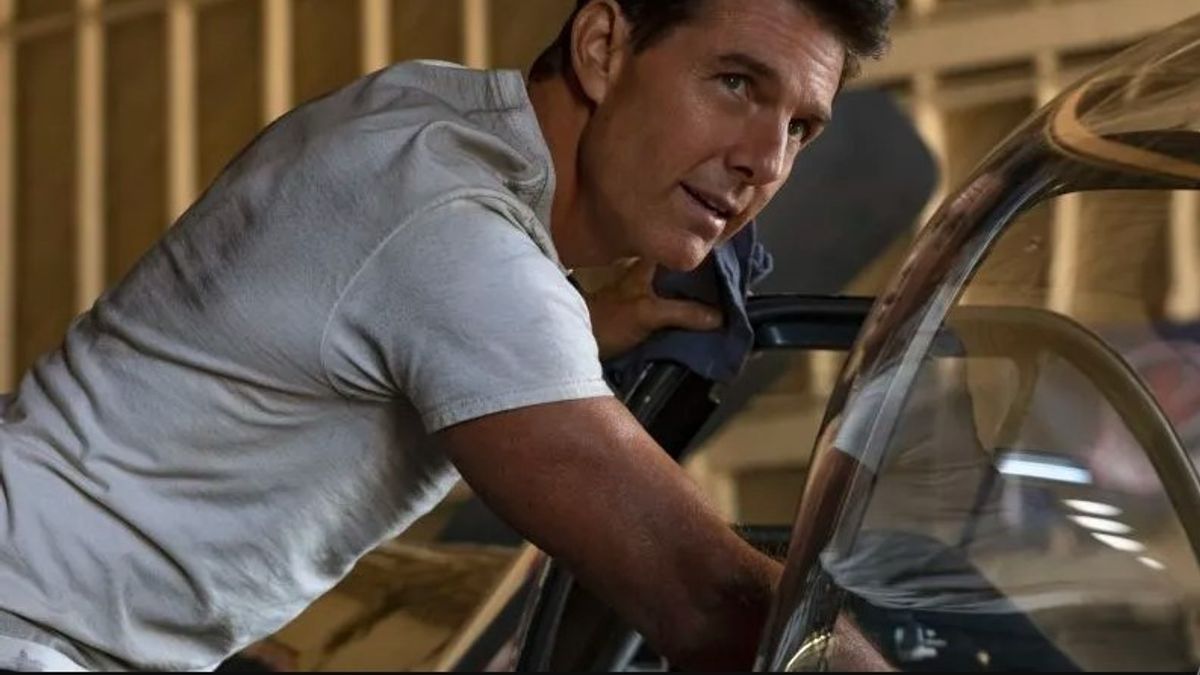 Kisah Tom Cruise kembali Terbangkan Pesawat di "Top Gun: Maverick"