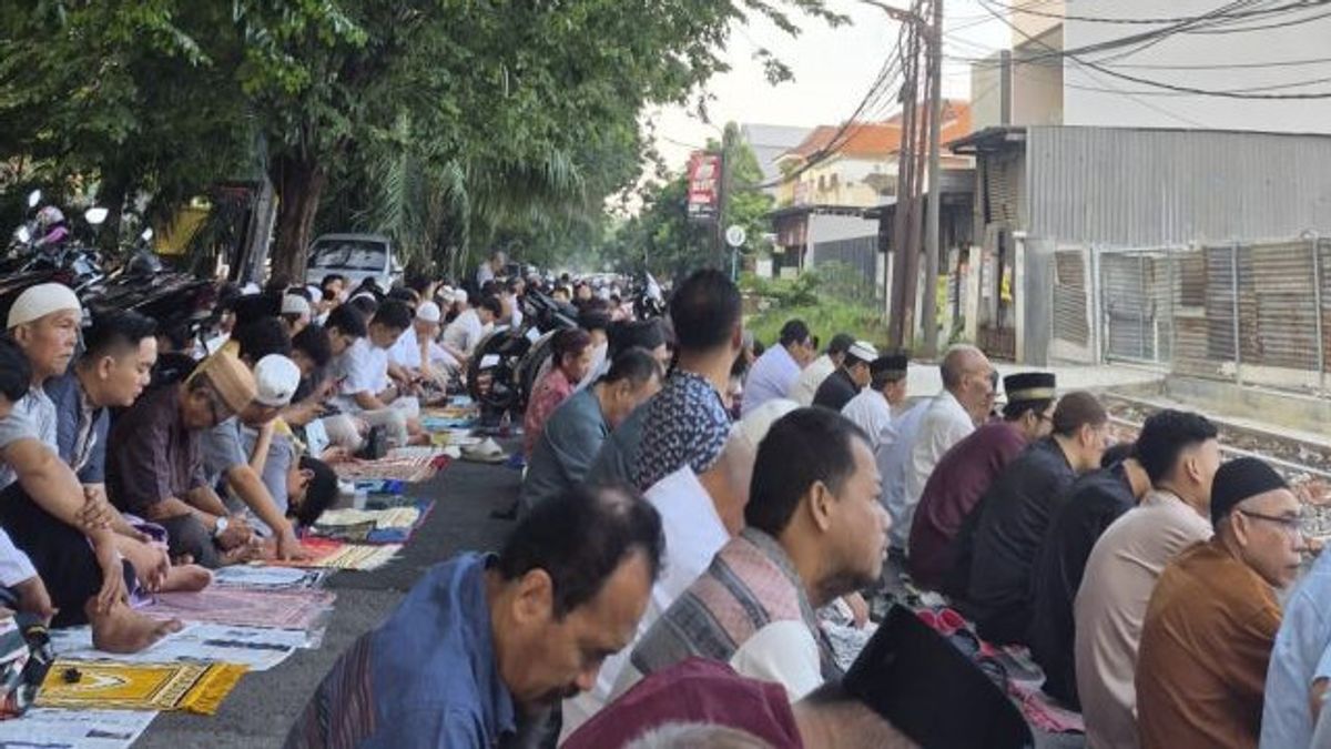 Jemaah Muhammadiyah Surabaya organise des prières de Salat Id Khidmat à plusieurs endroits