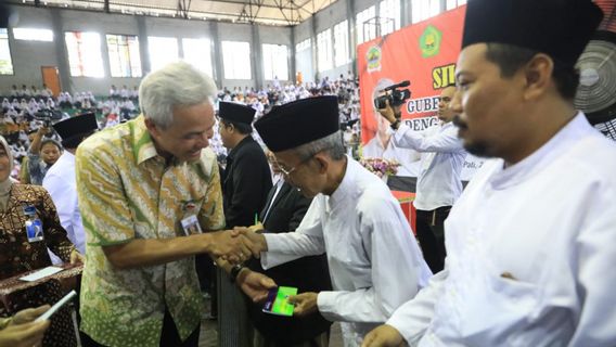 Hore! Pemprov Jateng Cairkan Dana Insentif untuk 211.455 Guru Keagamaan