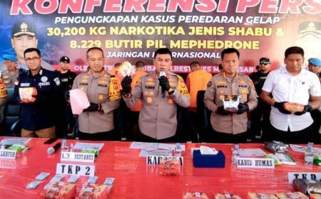 Polisi Ungkap 30 Kilogram Sabu dan Ribuan Butir Pil Narkotika Senilai Rp50 Miliar dari Jaringan Internasional