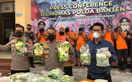 Ditresnarkoba Polda Banten dan Polres Pandeglang Gagalkan Upaya Penyelundupan 23 Kilogram Sabu di Dalam Perahu Nelayan