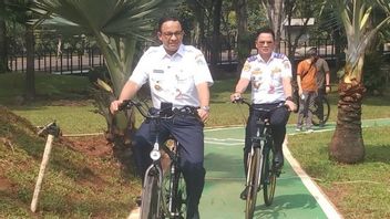 Anies Jajal Jalur Sepeda di Taman Semanggi yang Dibiayai dari KLB PT Sampoerna Land