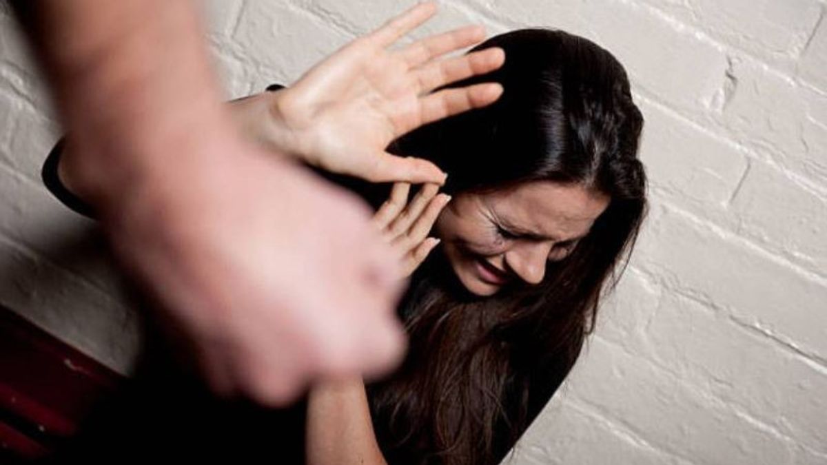كومناس بيرمبوان يدعم خطوات بايم وونغ في إعداد التقارير لجعل العنف المنزلي مزحة