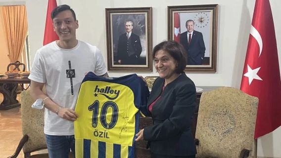 Ini Tim yang Ingin Dibela Mesut Ozil Jika Berkarier di Indonesia, Bukan Klub Milik Raffi Ahmad Rans Cilegon FC