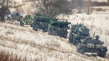 Russia Reportedly Buys Artillery And Rocket Ammunitions From North Korea