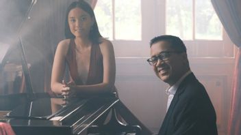 The Collaboration Of Amanda Fedora And Andi Rianto Produces The Song Pursuit