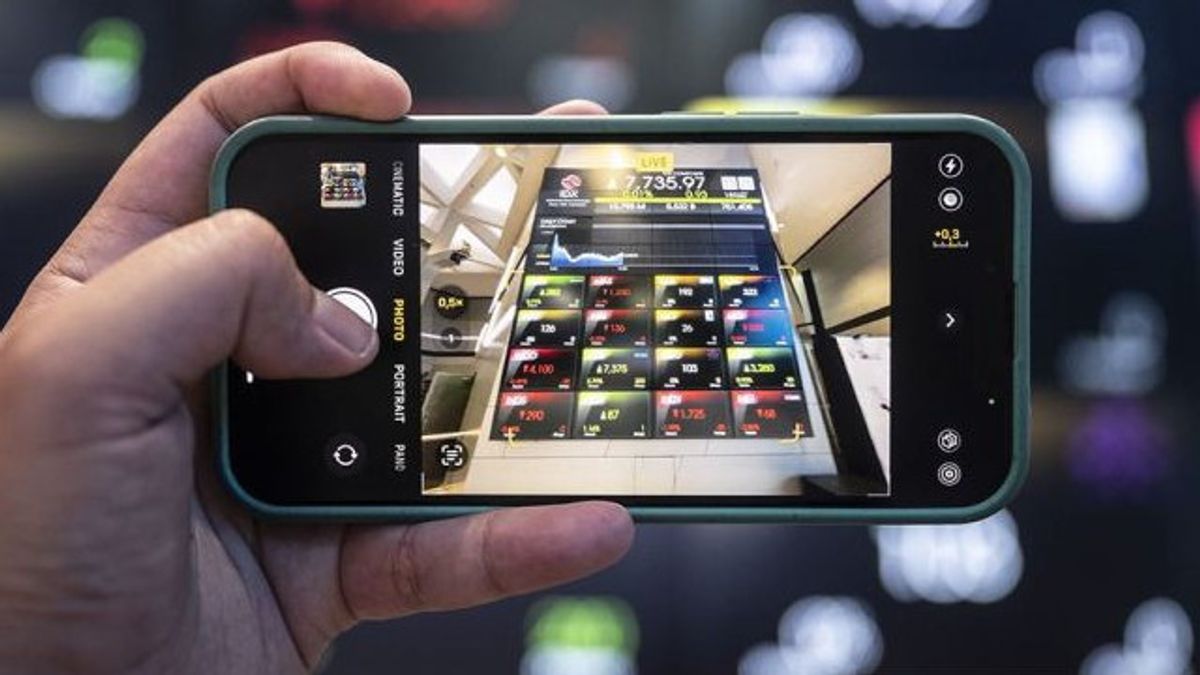 IHSG Senin Diproyeksi Bergerak di Kisaran 8.850-9.050, Simak Rekomendasi Sahamnya