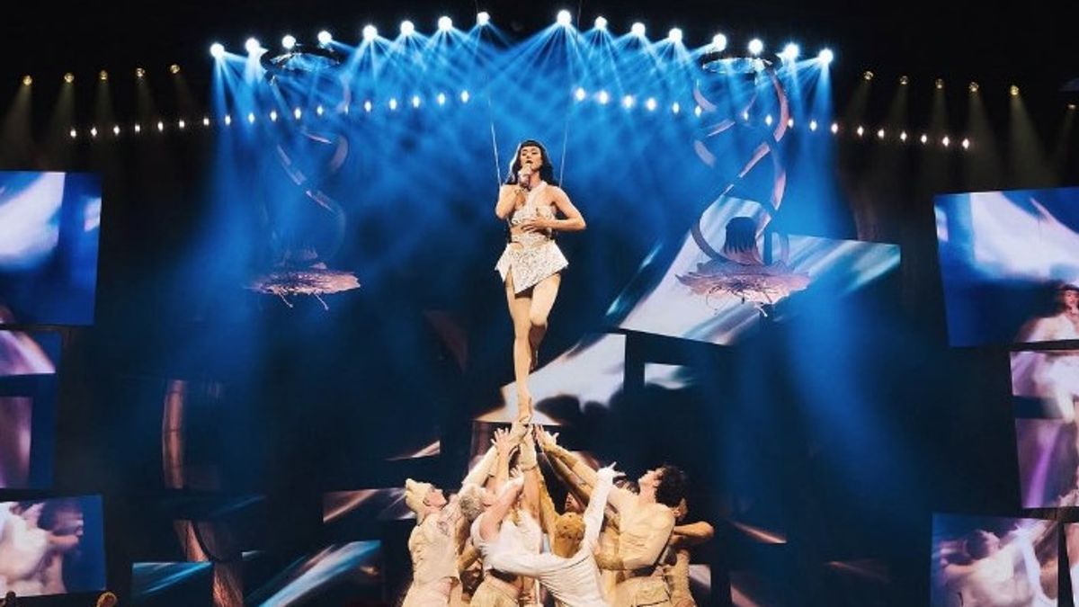 凯蒂·佩里(Katy Perry)在澳大利亚的演唱会中断后,警方逮捕了一名观众。