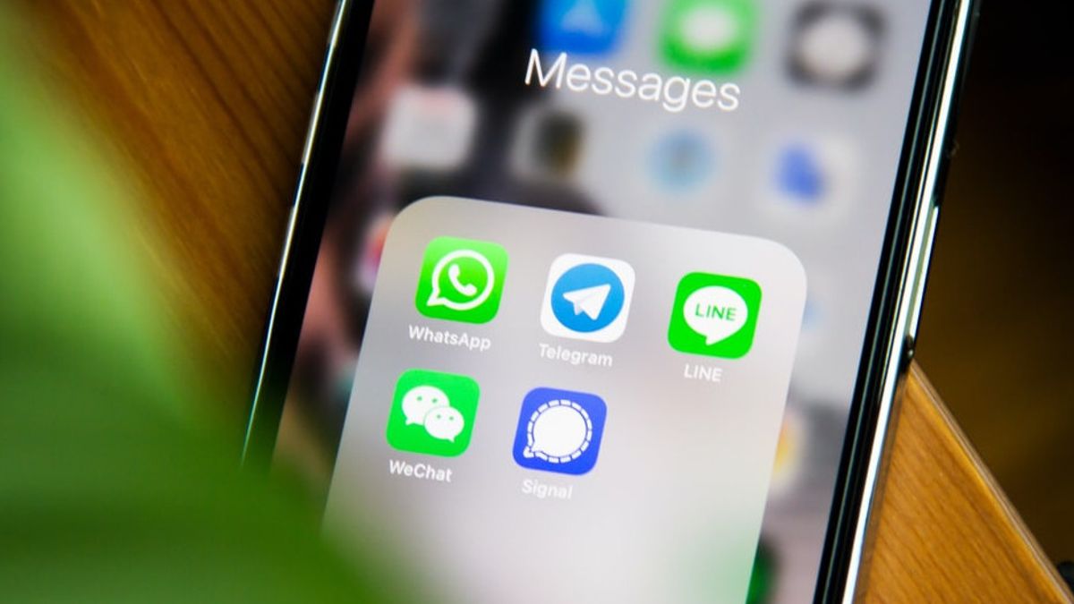 EU Asks Apple And Meta To Connect With Smaller Messaging Apps