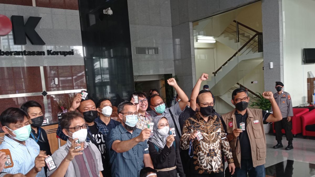 Resmi Diberhentikan dari KPK, Novel Baswedan Dkk Dilepas dengan Tangis Oleh Pegawai Aktif: Sampai Jumpa, Sampai Ketemu