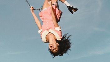 奥利维亚·罗德里戈宣布第三张专辑的发布日期，你看起来对一个如此爱恋的女孩来说很伤心