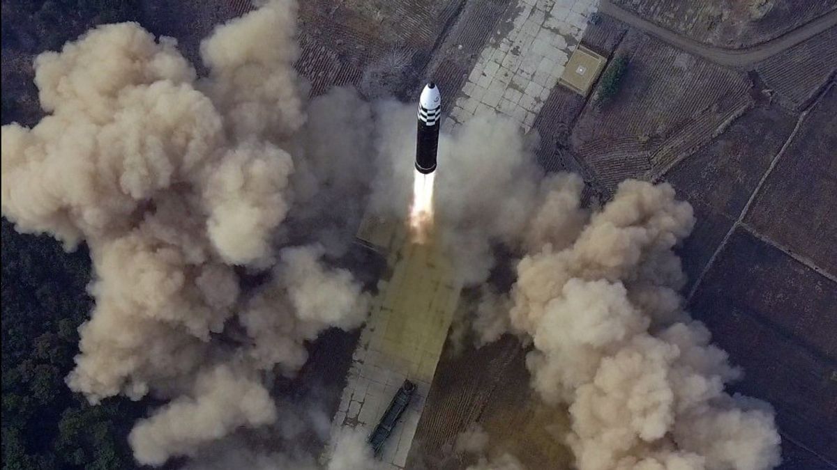 周一发射远程导弹,朝鲜创下一年来ICBM发射次数最多的记录