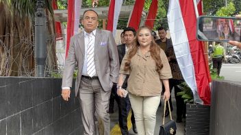 Friday Afternoon, Lisa Mariana Responds To KPK's Call Regarding Allegations Of Corruption Bank BJB
