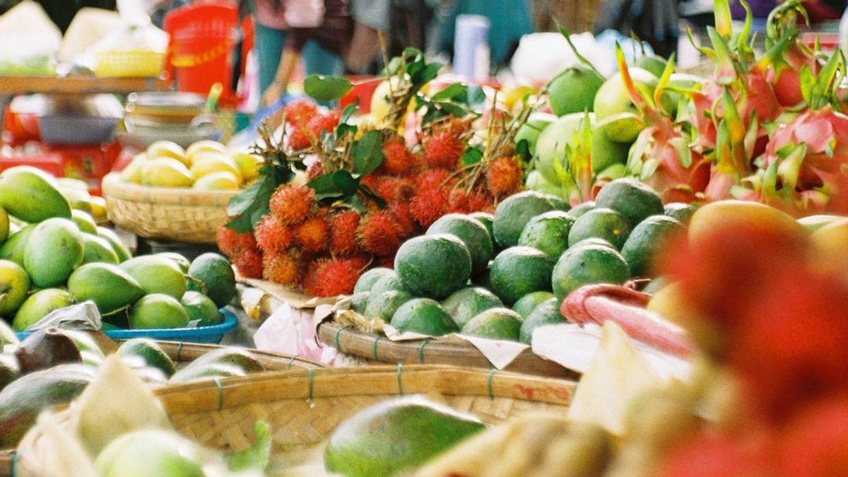 Chaotic Imported Fruit That Ends Claims In Court