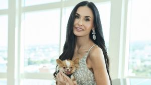 Kalah di Oscar, Demi Moore Puji Mikey Madison Menangkan Piala Aktris Terbaik