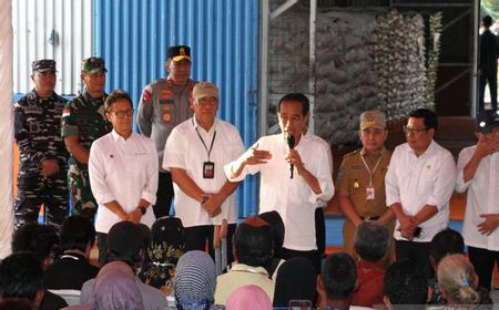 Temui Warga Palangkaraya, Jokowi Pastikan Bantuan Beras Pemerintah Lanjut 3 Bulan Lagi