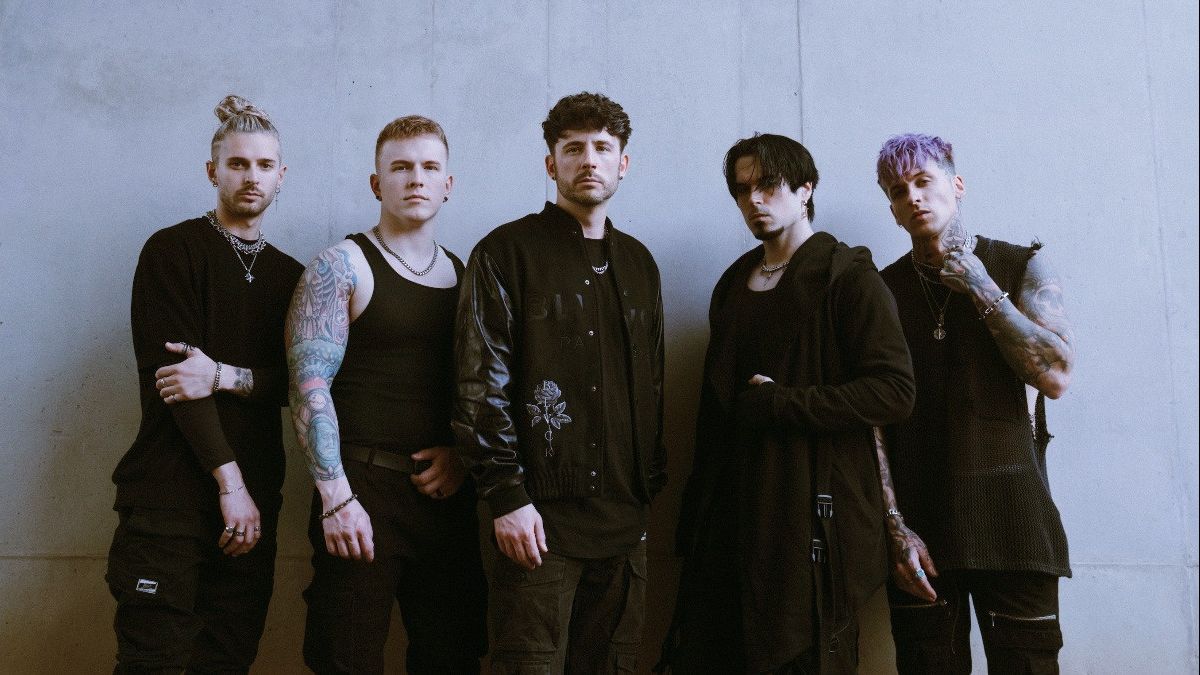 From Ashes To New met en lumière les questions et les remords dans le single Die For You