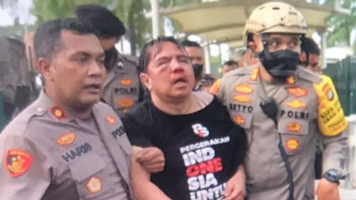 Case Documents Of Ade Armando's Persecution Transferred To Central Jakarta Prosecutor's Office