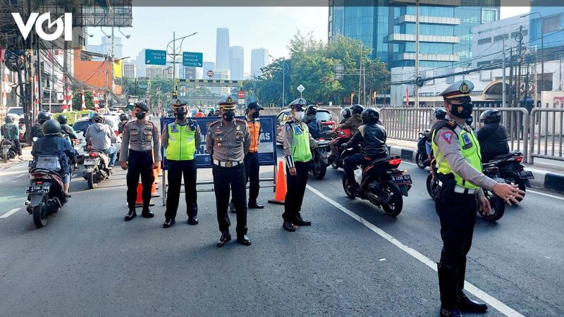 Ingat Hari Ini Pelanggar Ganjil Genap Akan Disanksi Tilang