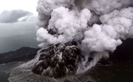 Potensi Tsunami, BPBD Lebak Imbau Warga Pesisir Waspada Erupsi Gunung Anak Krakatau