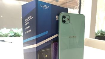 Luna SIMO, HP Pesaing iPhone 11 yang Bisa Internetan Tanpa <i>SIM Card</i>