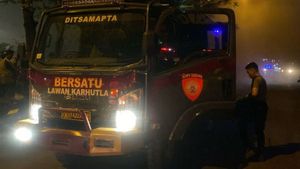 Polda Kepri Kerahkan Rantis Karhutla Padamkan Kebakaran Tanjung Uncan