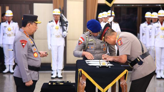 Kapolri Naikkan Pangkat Puluhan Jenderal Polri, Irjen Dedi Prasetyo Jadi Bintang Tiga