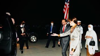 After Flying Almost 24 Hours, Jokowi Finally Arrives In The US