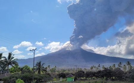 Waspada Banjir Lahar, Gunung Lewotobi Laki-laki Kembali Erupsi pada Kamis Pagi