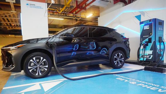 Build An Electric Car Ecosystem, Toyota's Real Evidence Of Toyota's Commitment To The EV Segment In Indonesia