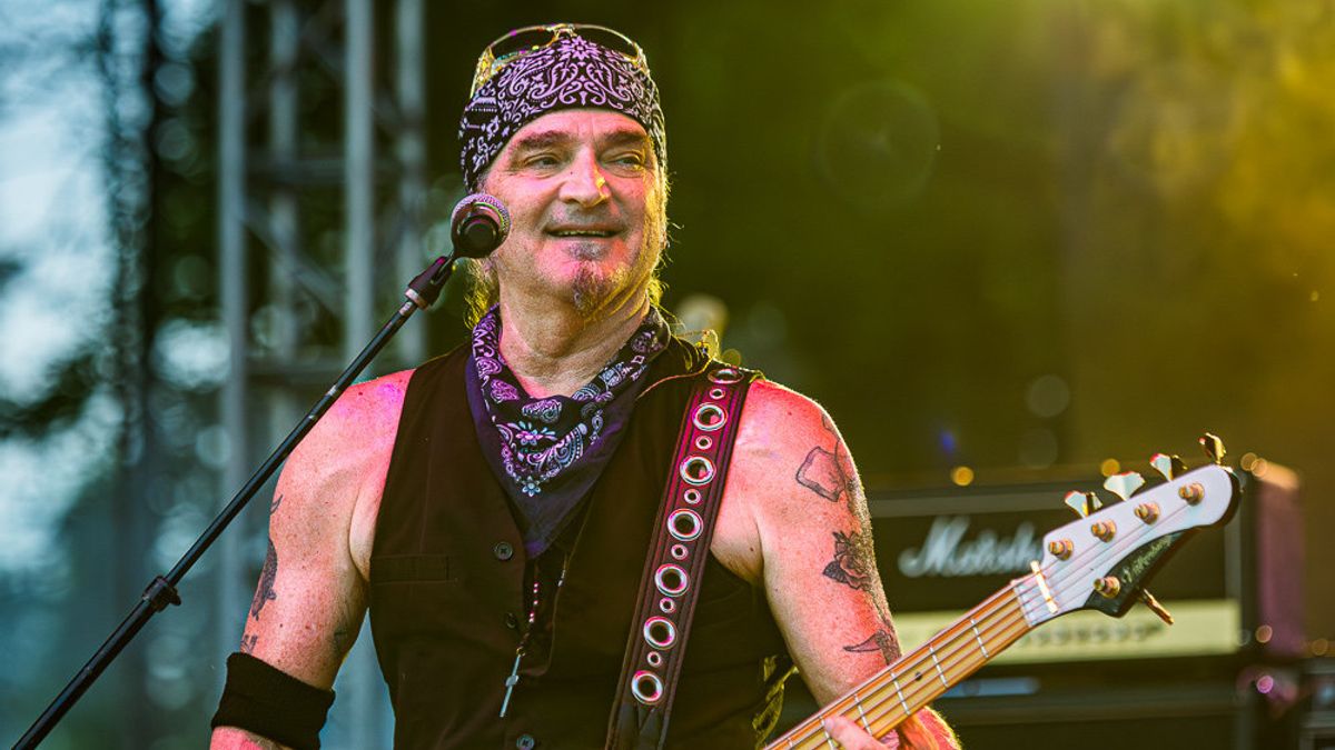 Family Opens Donations For Bassist Great White Brain Tumor Operation, Scott Snyder